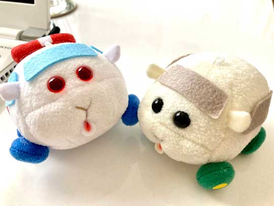 車に置いておいた モルカー ぬいぐるみ 接着剤 溶ける