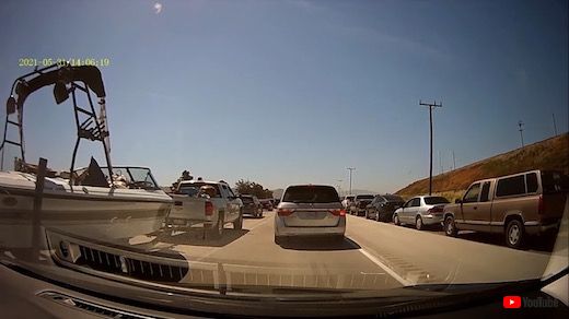 高速道路 渋滞 警察 緊急車線 路肩 入れ食い 違反