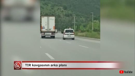 トルコ あおり運転 事故 トラック ミニバン