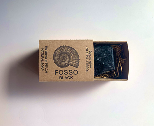 手洗いで発掘作業したい！　使い続けると化石や天然石が姿を見せる石けんに商品化希望の声が殺到