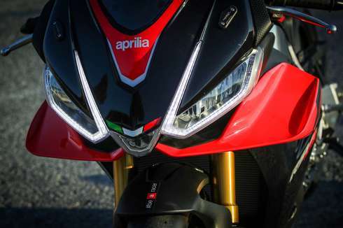 アプリリア RSV4