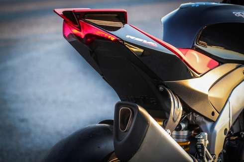 アプリリア RSV4