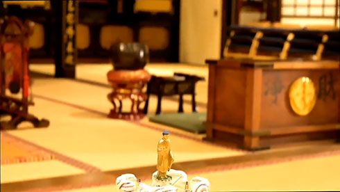 ドローン仏が飛び上がる