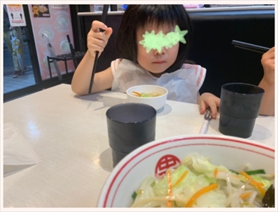 小林礼奈 蒙古タンメン中本 退店 トラブル ブログ