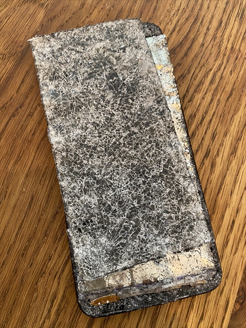 スマホ バキバキ