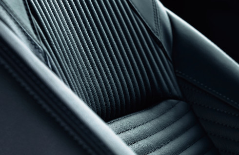 日産 ノート オーラ e-POWER