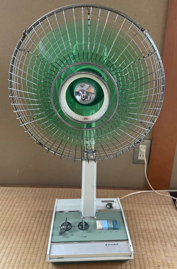 扇風機 コレクター 古い 高校生