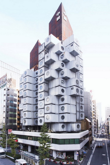 中銀カプセルタワービル