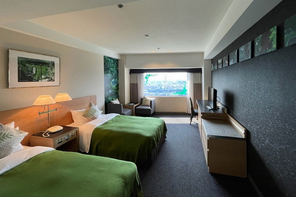 言の葉の庭 ホテルニューオータニ