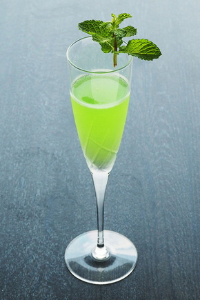 言の葉の庭 ホテルニューオータニ