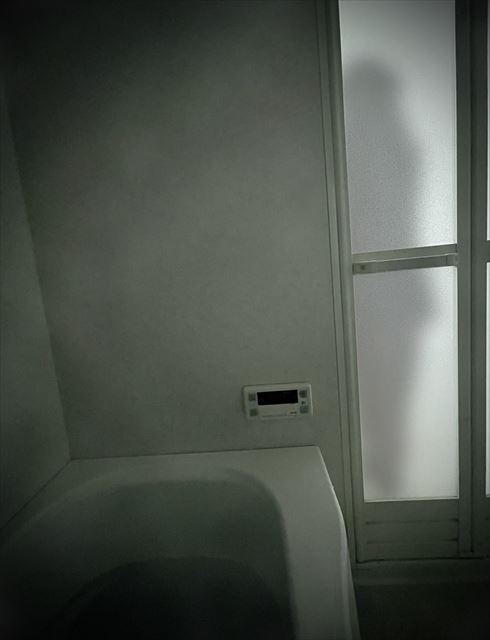 見知らぬ女子高生に監禁された きただりょうま