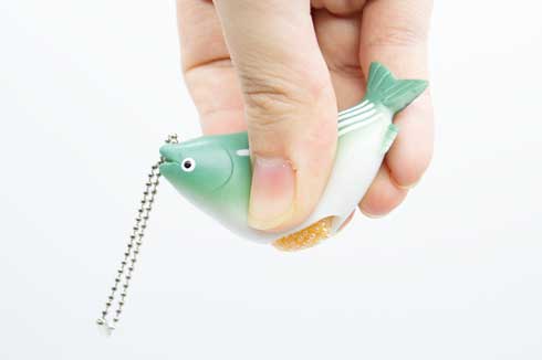 魚卵とびでるマスコット カプセルトイ あそび研究所365