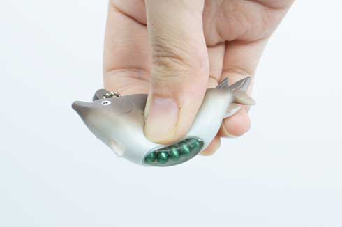 魚卵とびでるマスコット カプセルトイ あそび研究所365