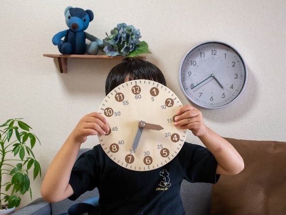 知育時計2つを併用することで、さらに理解が深まっているようです