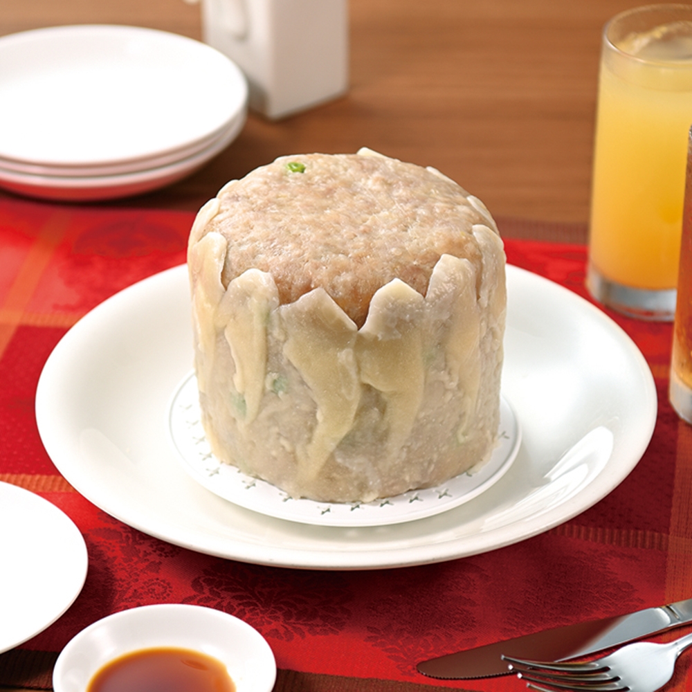 巨大なシウマイの中から崎陽軒のシウマイがゴロゴロ22個！　「おうちでジャンボシウマイ mini」7月1日から発売