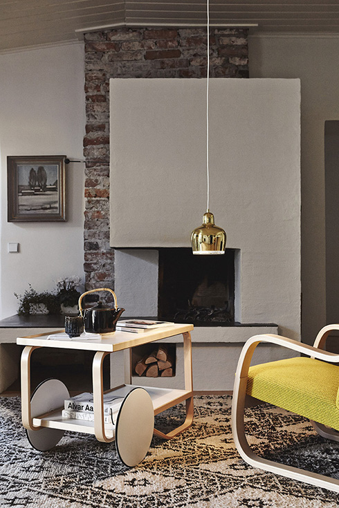 北欧家具とのコラボガチャ　「アルテック」が手のひらサイズのミニチュアで登場