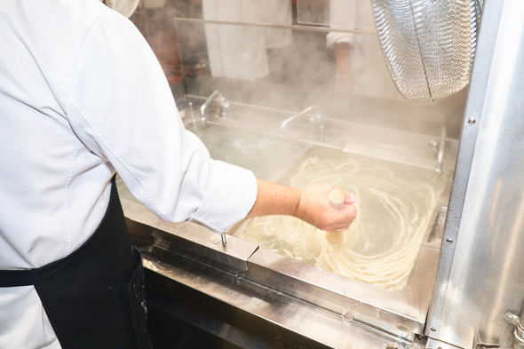 【PR】丸亀製麺夏うどん『神戸牛旨辛つけうどん』