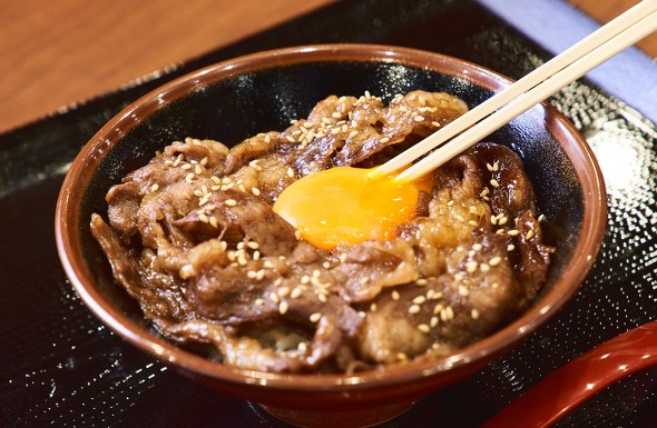 【PR】丸亀製麺夏うどん『神戸牛旨辛つけうどん』