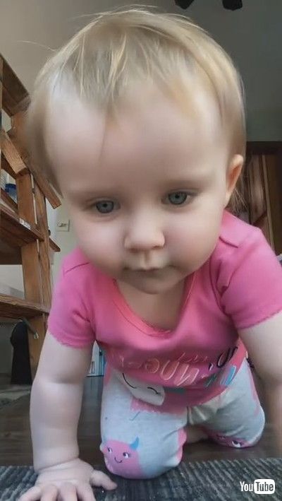 「Baby Brightens Days with Big Stomps and Smile || ViralHog」