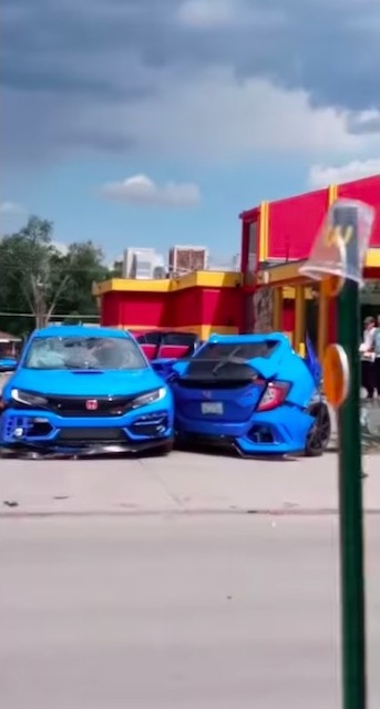 シビック タイプR 交通事故 真っ二つ