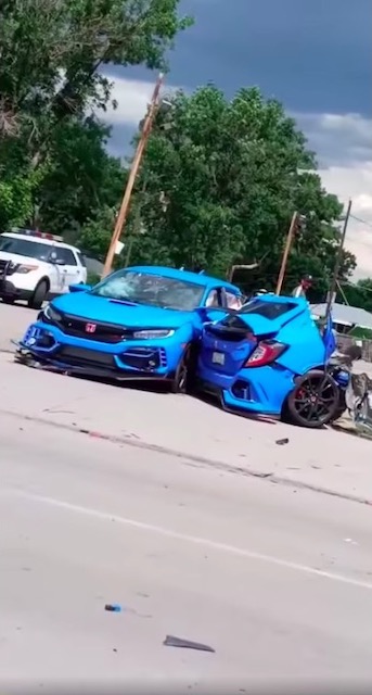 シビック タイプR 交通事故 真っ二つ