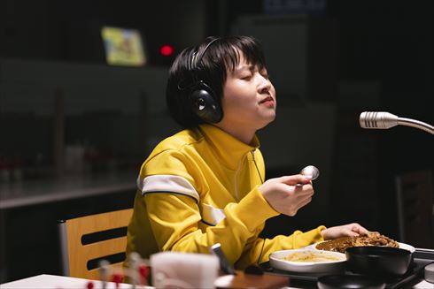 伊藤万理華 井桁弘恵 鈴木仁 お耳に合いましたら。