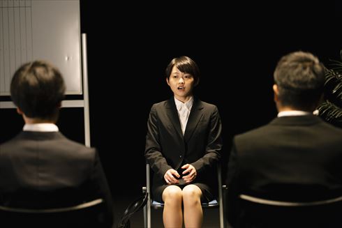 伊藤万理華 井桁弘恵 鈴木仁 お耳に合いましたら。