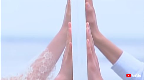 GReeeeN 愛唄 ミュージックビデオ MV ソーシャルディスタンス 壁 三密