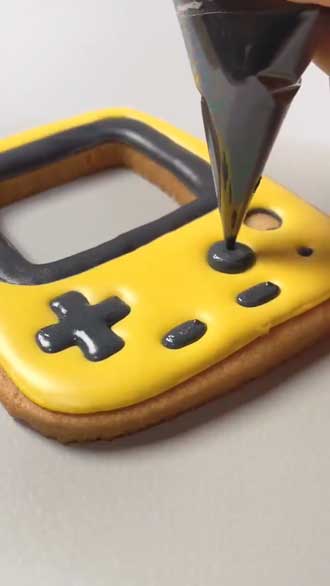 ポケットピカチュウ アイシング クッキー 飴