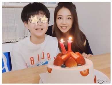 インリン 息子 長男 子ども 反抗期 誕生日 現在 ブログ