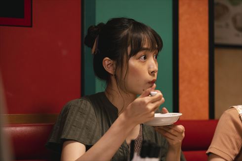 伊藤万理華 井桁弘恵 鈴木仁 お耳に合いましたら。