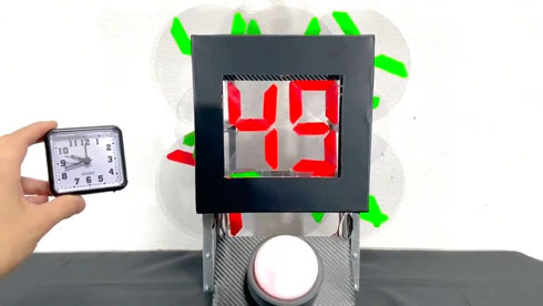 時間が溶ける時計