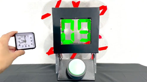 時間が溶ける時計