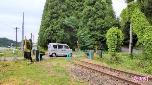 なお、転車台の奥はこんな感じ