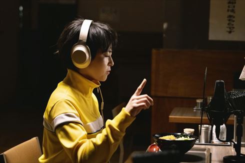 伊藤万理華 井桁弘恵 鈴木仁 お耳に合いましたら。