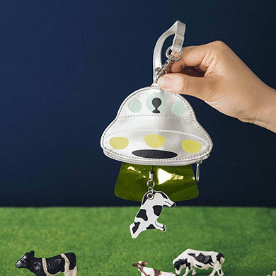 かぎがUFOにさらわれるアブダクションキーポーチ