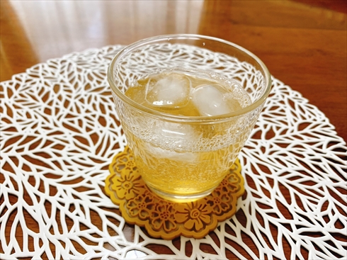 パイナップル ジュース パイナップルの皮