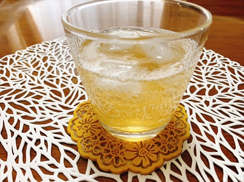 パイナップル ジュース パイナップルの皮