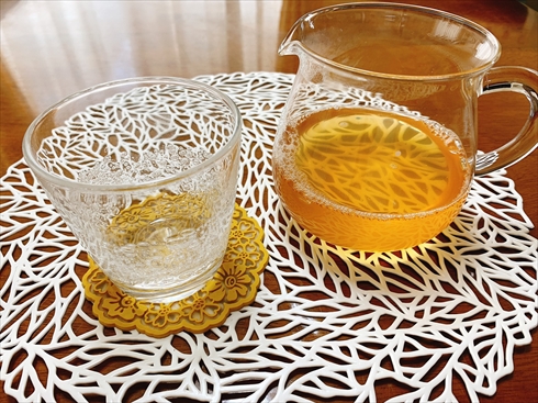 パイナップル ジュース パイナップルの皮