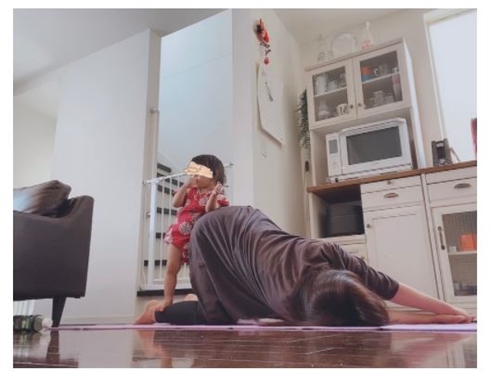 吉木りさ 娘 ヨガ 現在 和田正人