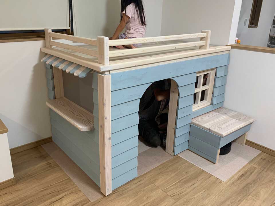 旦那さん自作のキッズロフトに「憧れの秘密基地…！」「完全にプロの犯行」　大人も欲しくなるクオリティーがすごい