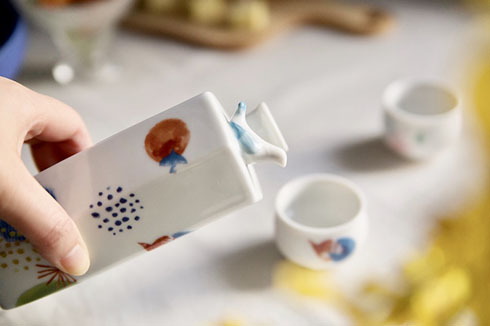お酒を注ぐと「ピーッ、ピヨッ」 江戸時代の呑兵衛が愛した酒器