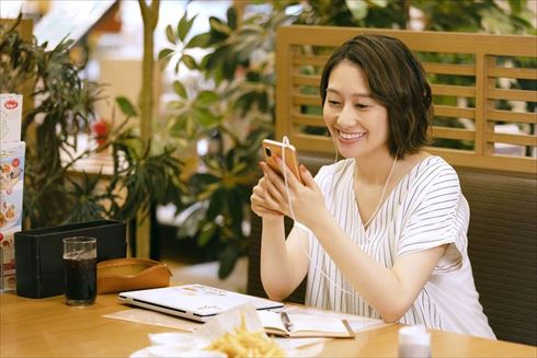 伊藤万理華 井桁弘恵 鈴木仁 お耳に合いましたら。