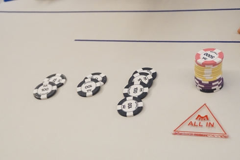 エムホールデム ポーカー