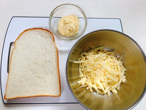 チーズトースト マヨネーズ