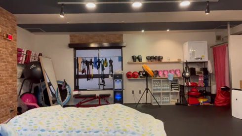 ムーンサルトプレス