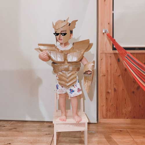 夫と息子 ダンボール 自作 装備 アーマー 四男