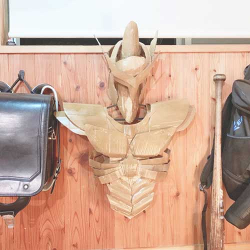 夫と息子 ダンボール 自作 装備 アーマー 四男