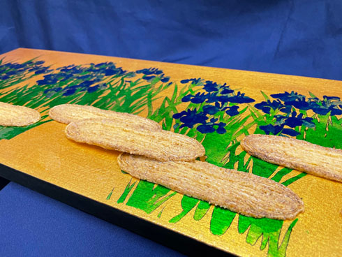 うなぎパイ燕子花図