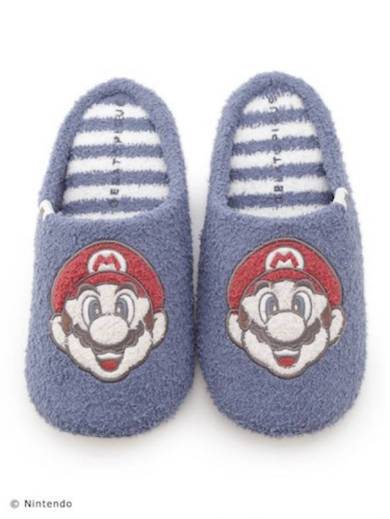 キャラクタールームシューズ（レディース3740円、メンズ3960円／全4種）